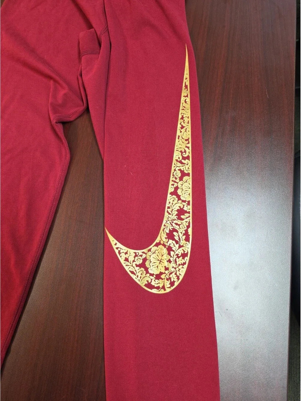 Nike Sportswear Leg-A-See Women's Red  Leggings Size XL